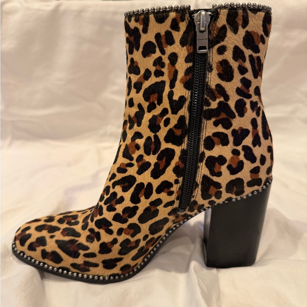 COACH Brown Drea Beadchain Leopard Block Heel Almond Toe Ankle Boots Booties 7 - Picture 3 of 6
